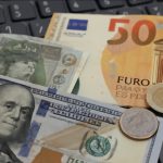 Курс валют на 10.12.2025: скільки коштують долар, євро і злотий