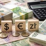 Курс валют на 23.12.2025: скільки коштують долар, євро і злотий