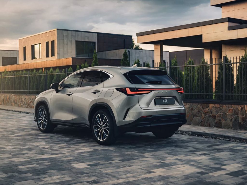 Новий Lexus NX: сучасний преміум-кросовер для міста й активного стилю життя