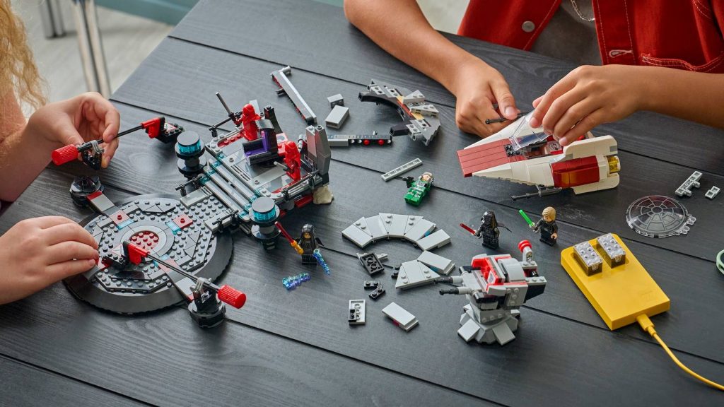 Як працює LEGO® SMART Play™: принцип дії розумної цеглинки SMART Brick
