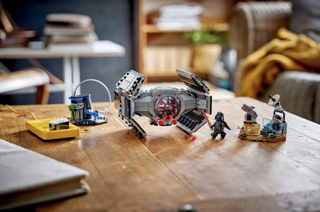 Як працює LEGO® SMART Play™: принцип дії розумної цеглинки SMART Brick