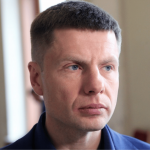 У реальності ми не в тій позиції, щоб ставити ультиматуми. У реальності людина, яку призначив Зеленський, радить киянам пісяти в пакетики, — Гончаренко
