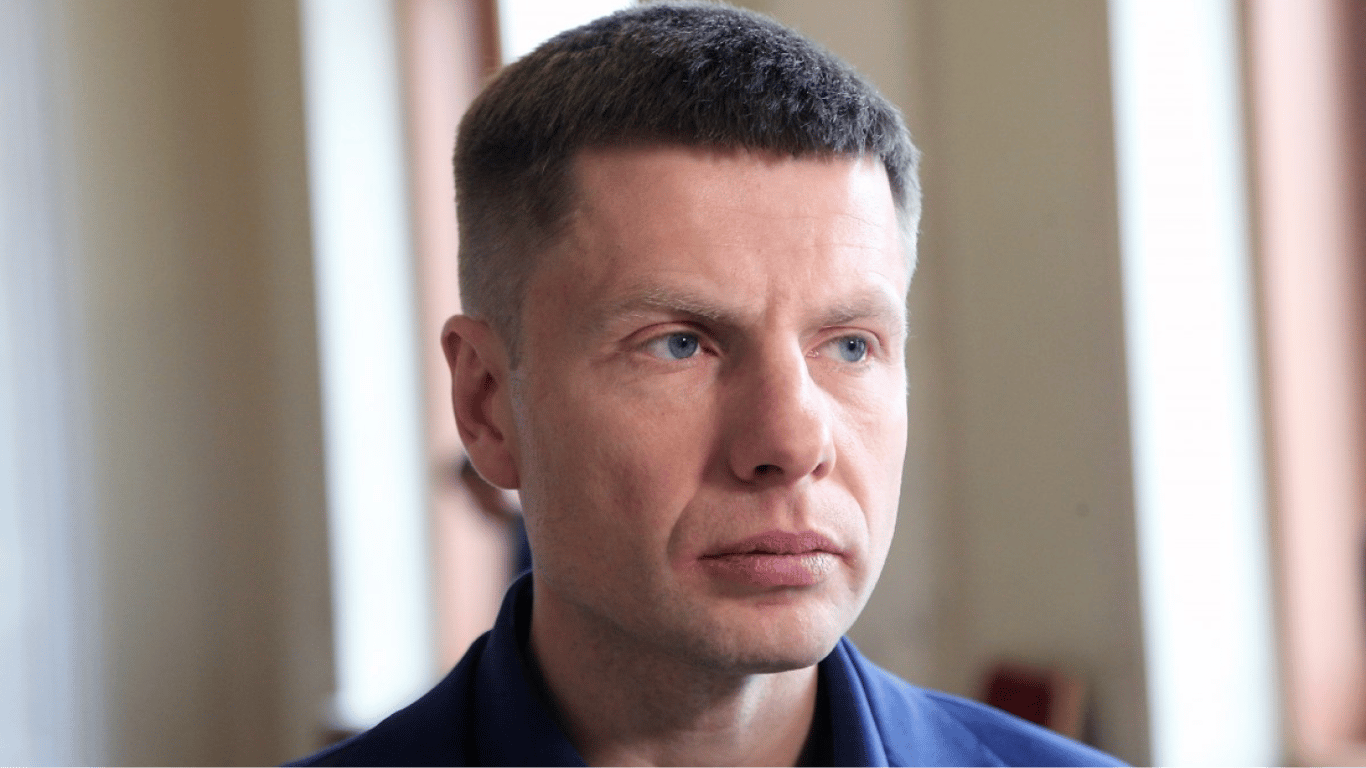 У реальності ми не в тій позиції, щоб ставити ультиматуми. У реальності людина, яку призначив Зеленський, радить киянам пісяти в пакетики, — Гончаренко