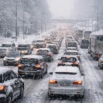 Де утворилися затори через снігопад у Києві і як їх об'їхати