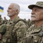 Зеленський підписав указ про контрактну службу для чоловіків 60+
