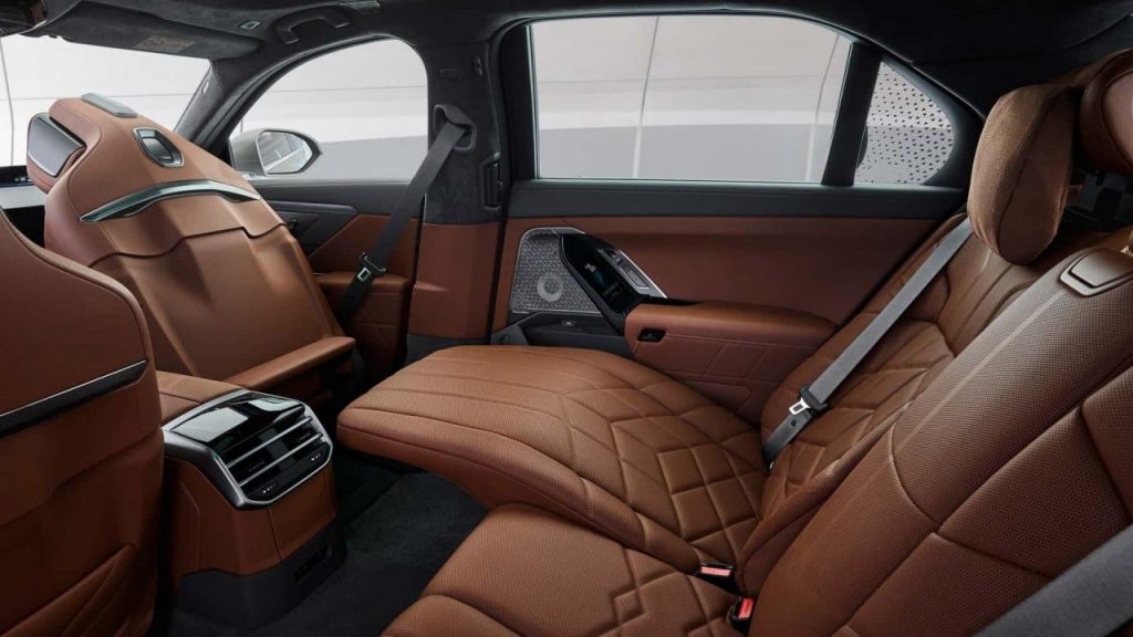 Нова BMW 7 серії: огляд моделі, комплектації, ціна та характеристики електроверсії