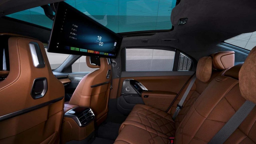 Нова BMW 7 серії: огляд моделі, комплектації, ціна та характеристики електроверсії