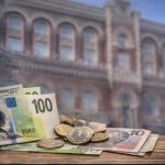 Курс валют на 9.04.2026: скільки коштують долар, євро і злотий