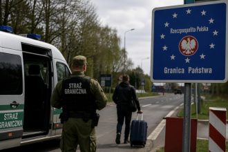 За що можуть вигнати українців з Польщі: повний список порушень і нові правила депортації