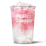 McFizz Сакура в McDonald’s Україна: ціна та склад новинки з «Пограбування світового меню»