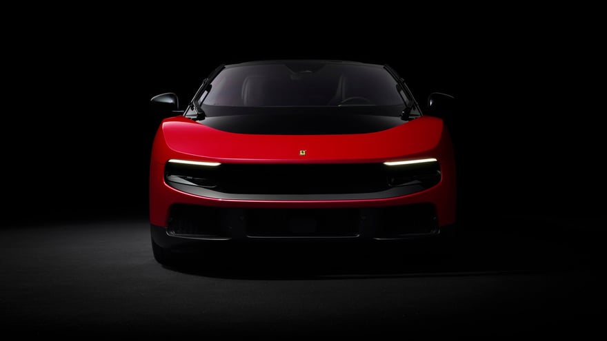 Чому Ferrari Luce критикують після презентації — що не так із першим електрокаром бренду