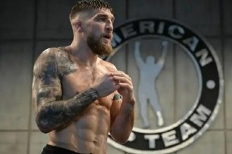 Ярослав Амосов розгромив суперника на UFC 328 і вперше увійшов до топ-10 рейтингу UFC у напівсередній вазі
