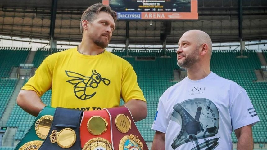 Чому тренер і менеджер покинули команду Олександра Усика після бою з Верхувеном