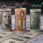 Курс валют на 5.05.2026: скільки коштують долар євро і злотий