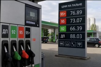 Актуальні ціни на бензин, дизель і газ на АЗС України 11 травня 2026 року: скільки коштує літр пального сьогодні