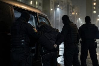У Білорусі почали забирати чоловіків до армії вночі: що відомо про нову мобілізацію Лукашенка та чи готується новий наступ на Україну