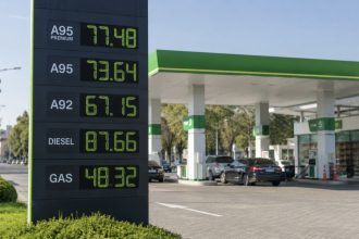 Актуальні ціни на бензин, дизель і газ на АЗС України 15 травня 2026 року: скільки коштує літр пального сьогодні