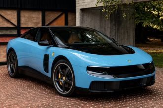 Перший електричний Ferrari Luce: ціна, характеристики, дизайн і чому новинку критикують