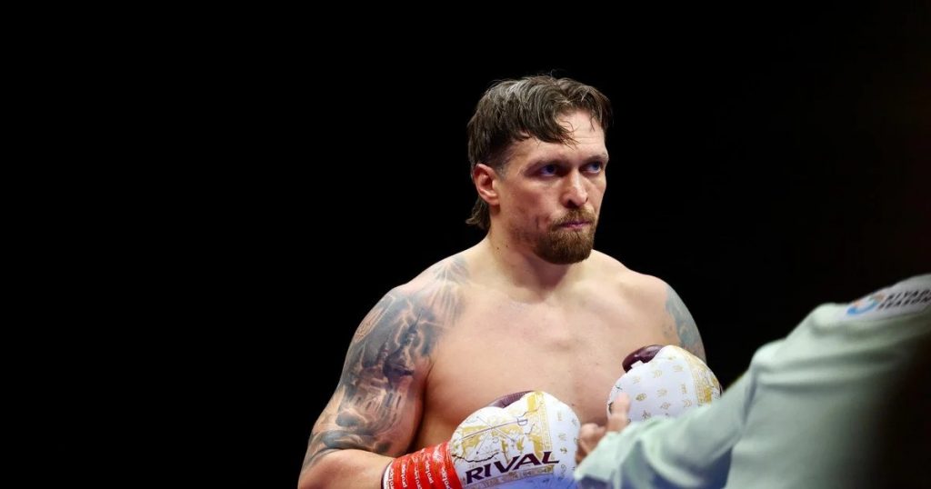 Усик дізнався ім'я наступного суперника для бою за титул чемпіона за версію WBC