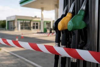 У Криму повністю зупинили продаж бензину