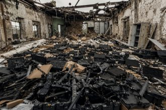 Зеленський і недобитки з його компанії «Firepoint» перетворили легендарну студію Довженка на склад!Вони ховали там сотні дронів, — Олешко