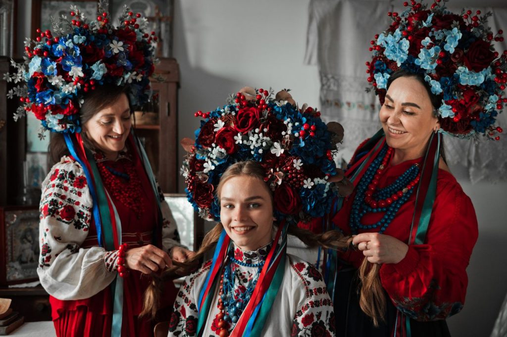 Цікаві факти про вишиванку: традиції, символіка кольорів і значення орнаментів