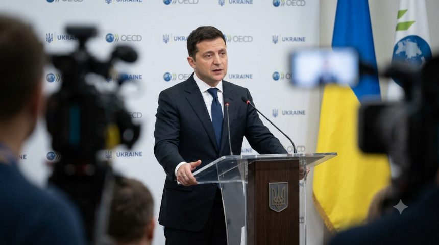 Україна подала оновлену заявку на вступ до OECD. Київ розраховує отримати статус кандидата восени, після чого організація має підготувати дорожню карту вступу та реформ.