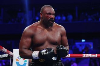 Олександр Усик отримав різку заяву від Чісори: що сказав