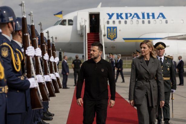 Зеленський разом з Оленою Зеленською прибув до Туреччини на саміт НАТО: чого очікує Україна від переговорів в Анкарі