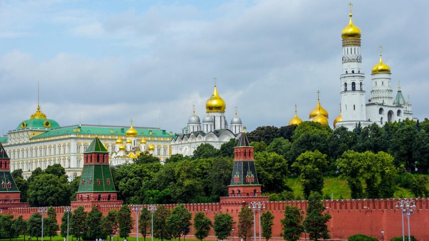 Воєнний стан у Росії обговорюють після виборів до Держдуми