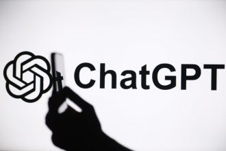 ChatGPT змінив правила імітації стилів авторів: що тепер заборонила OpenAI