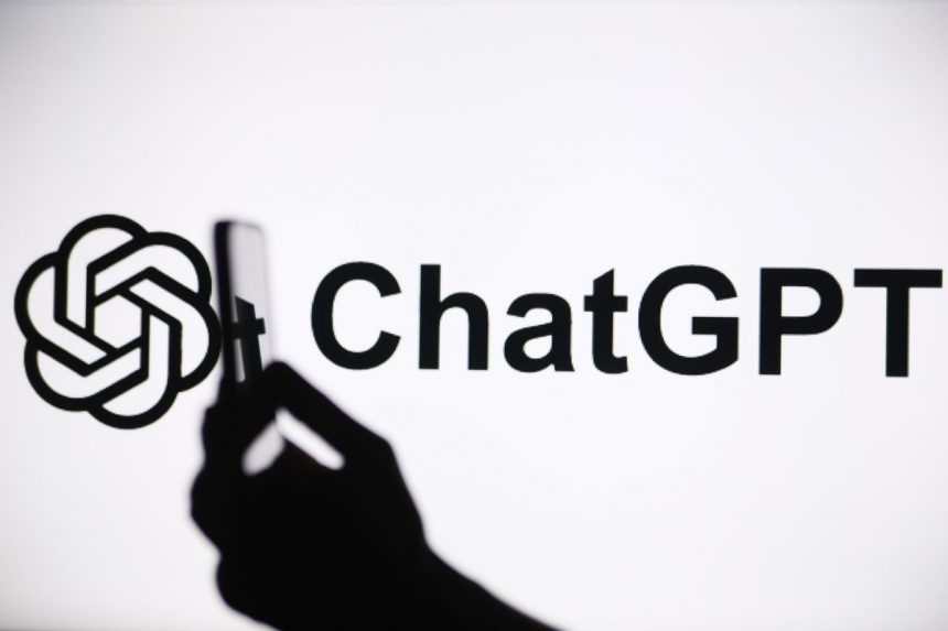 ChatGPT змінив правила імітації стилів авторів: що тепер заборонила OpenAI