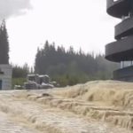 Злива на Прикарпатті: Буковель та Калуш затопило водою