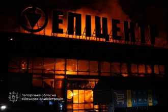 Росія атакувала Україну: пожежі спалахнули у трьох регіонах