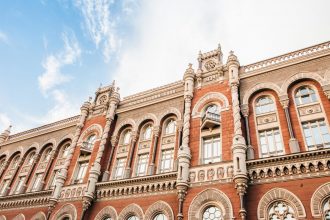 НБУ продав понад $1 млрд: обсяги інтервенцій знизилися