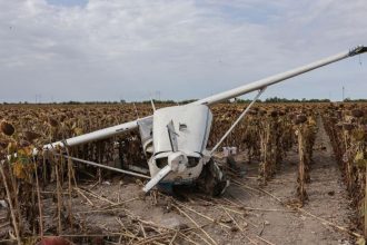 Викрадення літака в Угорщині завершилося аварійною посадкою