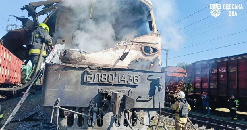 Шахед атакував потяг на Одещині: загинули двоє залізничників