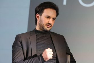 МЗС закликало МКС видати ордер на арешт Толстого