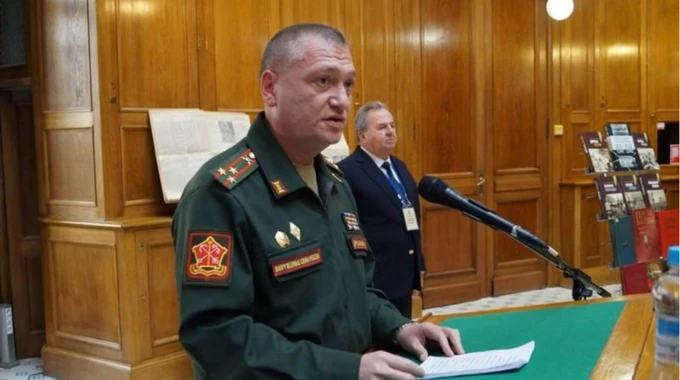 Генерала РФ таємно поховали після вибуху у Москві: що відомо