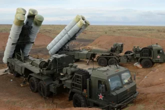 Українські дрони вдарили по ППО Росії та суднах