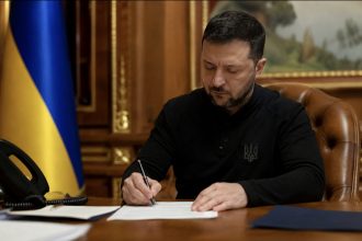 Зеленський звільнив послів України одразу в чотирьох державах — які країни потрапили під нову хвилю кадрових змін