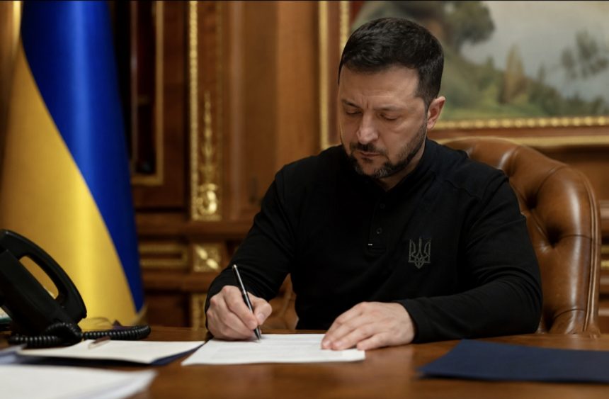 Зеленський звільнив послів України одразу в чотирьох державах — які країни потрапили під нову хвилю кадрових змін