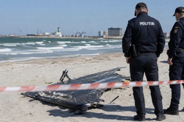 На румунському узбережжі Чорного моря знайшли уламки БПЛА після атак поблизу Одеської області