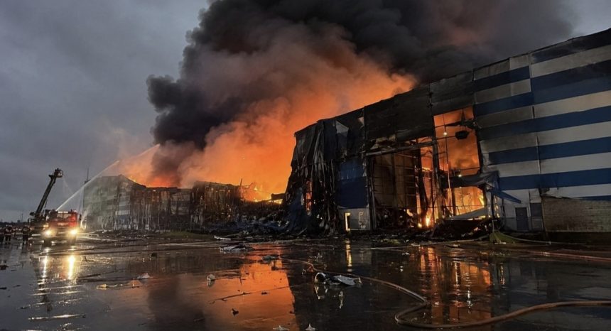 Що відомо про удар РФ по Київщині: які склади та логістичні комплекси постраждали