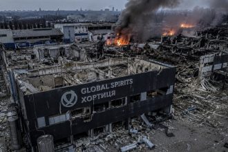 РФ повністю знищила завод Global Spirits у Запоріжжі, де виробляли горілку «Хортиця