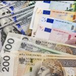 Курс валют на 1 вересня: скільки коштує долар, євро та злотий