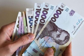 Мінімальна зарплата у вересні залишиться на рівні 8647 грн