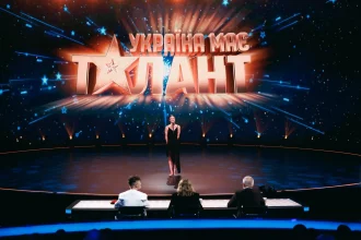 Єлизаветі Гайшук 23 роки. Вона родом із Черкас, професійно займається танцями, працює хореографкою та має власну танцювальну студію. У 2025 році вона посіла друге місце на міжнародному конкурсі World of Dance у Румунії