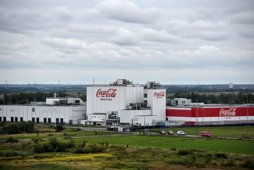 Як працює завод Coca-Cola під Києвом після повідомлень про приліт: чи є офіційна інформація