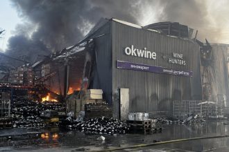 Росія вдруге за два місяці знищила центральний склад OKWINE та Wine Hunters